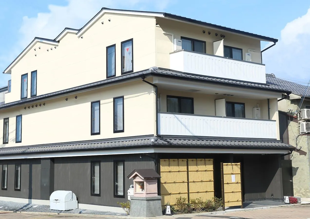 Kamon Inn Higashiyama Shichijo 京都市 0*,  日本